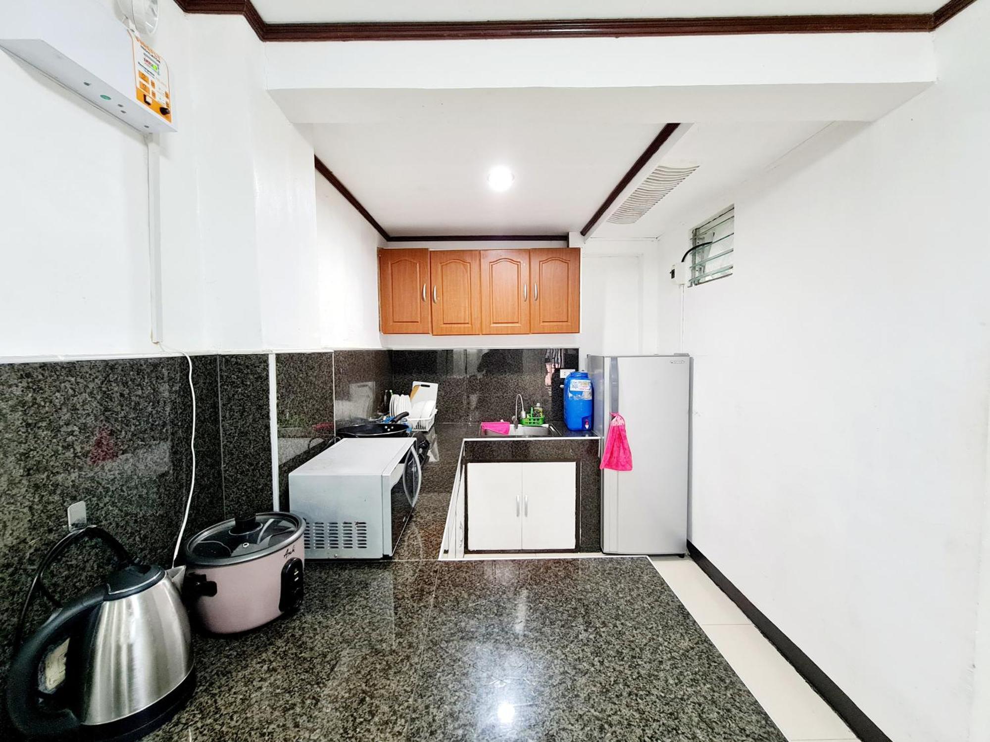 Calapan City Fully Furnished House Transient Near Xentromall L39 Ngoại thất bức ảnh